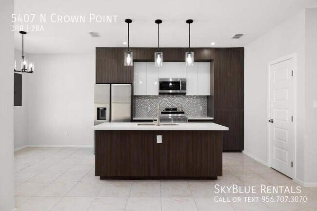 Building Photo - 5407 N Crown Point