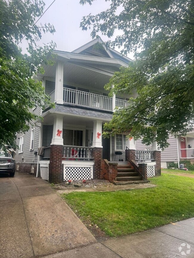 Building Photo - 2305 Tate Ave