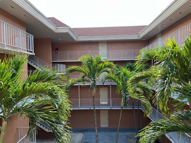 Building Photo - 17530 NW 68th Ave