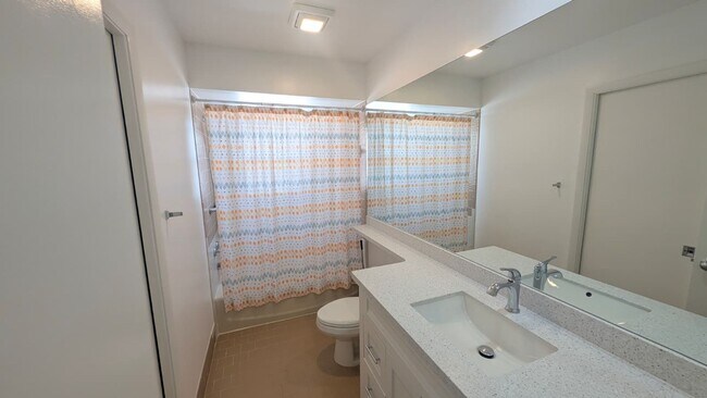 Building Photo - Beautifully Renovated 2BR/2BA Home in Martin Downs Golf Community – annual rental