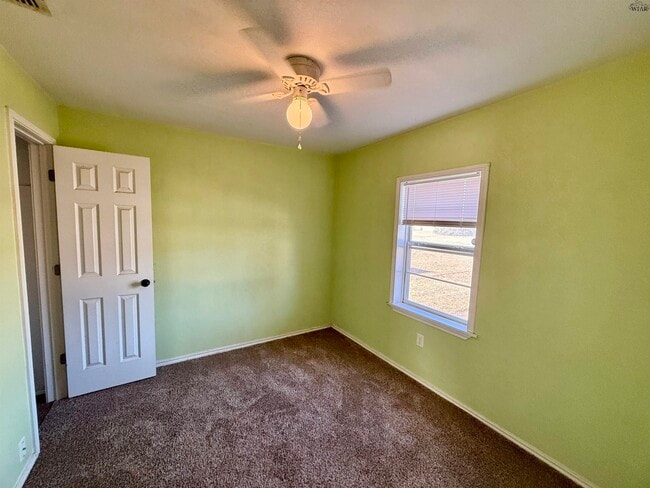 Building Photo - 3013 Lavell Ave