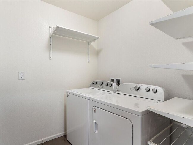 Building Photo - 8971 E 59th Pl