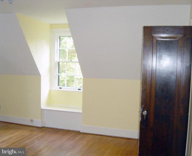 Building Photo - 4602 De Russey Pkwy