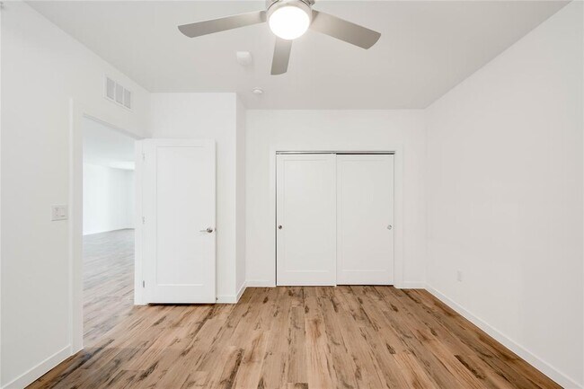 Building Photo - 4801 Springdale Rd