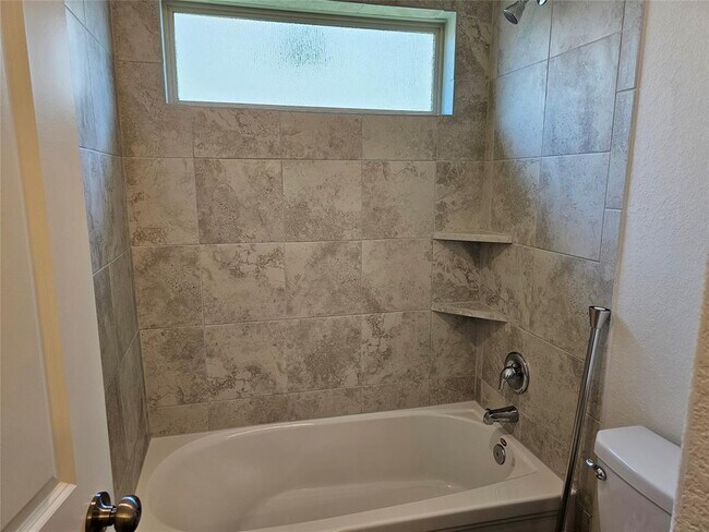Building Photo - 21408 Bird Wing Dr
