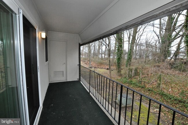 Building Photo - 411 Stiles Ave