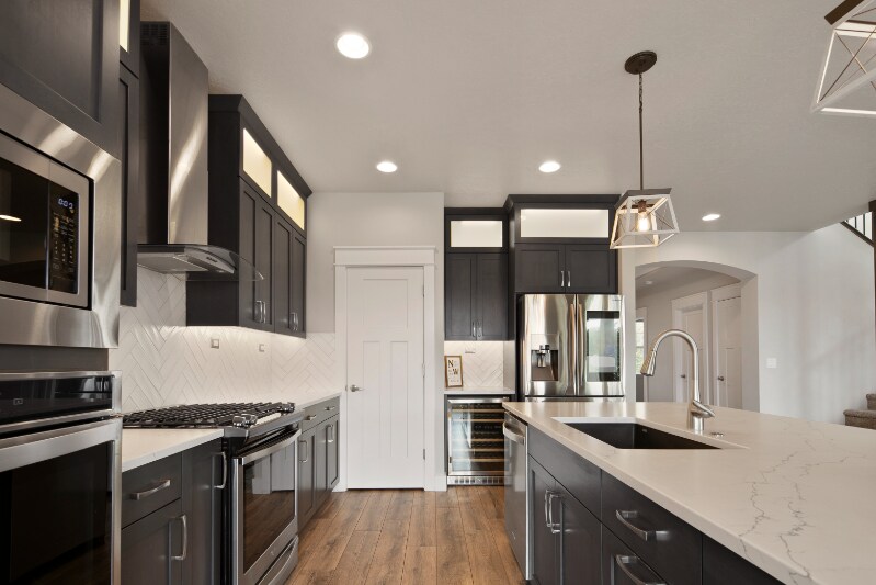 Building Photo - 677 E Andes Dr