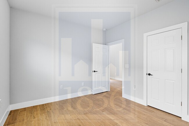 Building Photo - 16412 Enamorado Rd