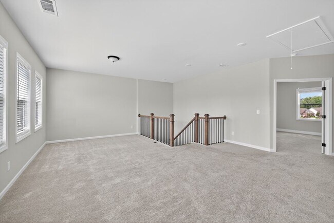 Building Photo - 4407 Silver Oak Dr