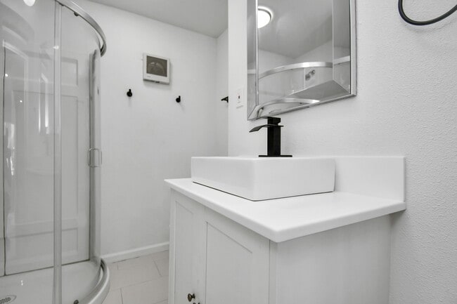 Building Photo - 11127 Melba Ln