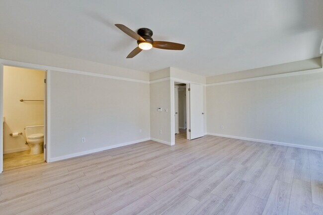 Building Photo - Single Story Townhome in Cherry Chase Neighborhood of Sunnyvale!
