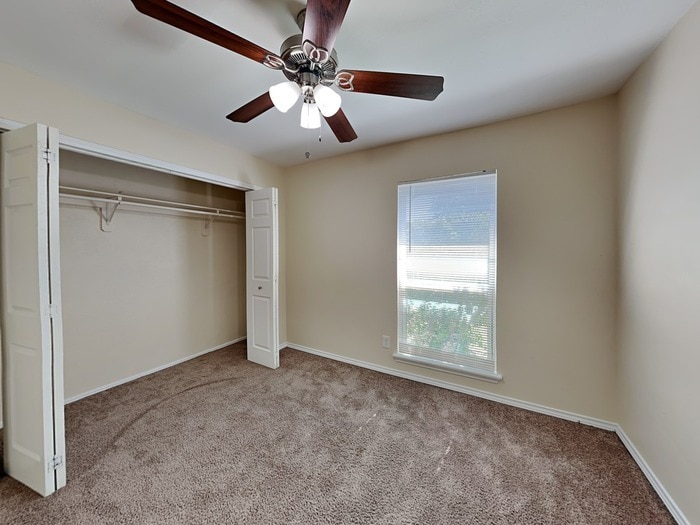 Building Photo - 7621 Pebble Beach Dr