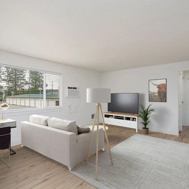 Building Photo - White Pine