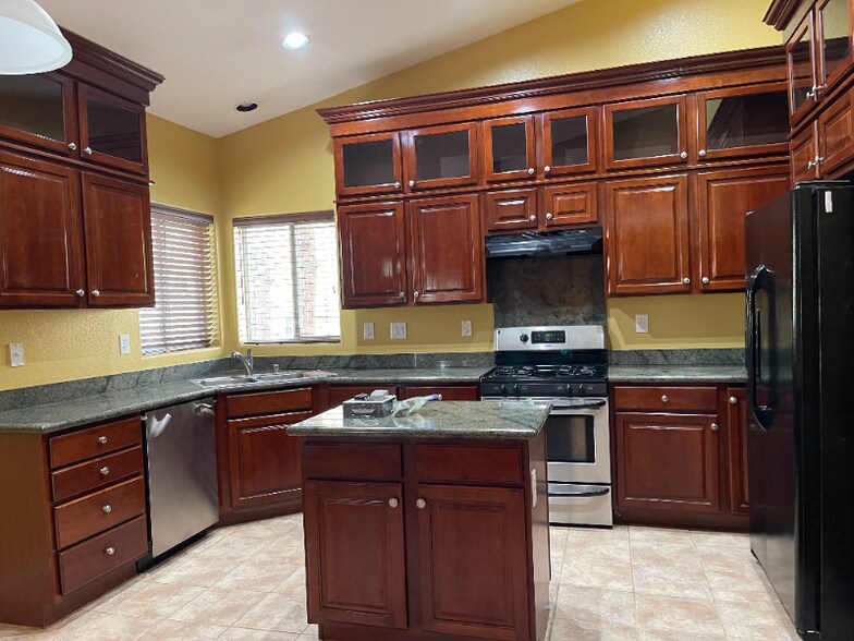 Building Photo - 11493 Roncat Ct