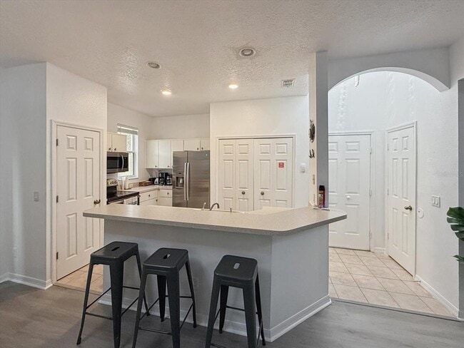 Building Photo - 1302 S Beach Cir