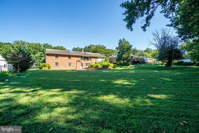 Building Photo - 3710 Woodburn Rd