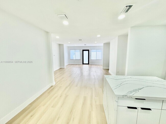 Building Photo - 4131 NW 11th Pl