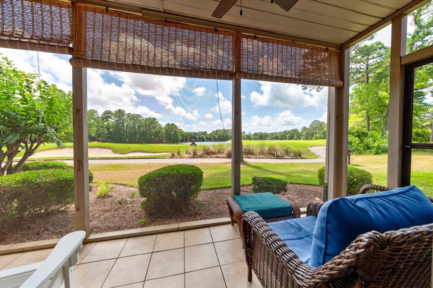 Building Photo - 568 Pinehurst Ln