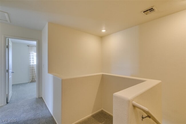 Building Photo - 523 Warminster Ave