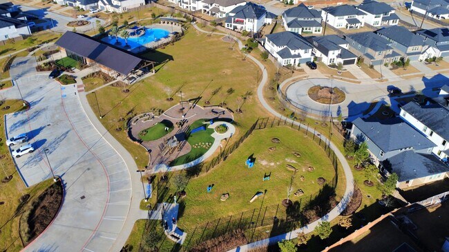 Building Photo - 21811 Tallulah River Dr