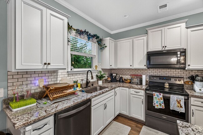 Building Photo - 2657 Doubletree Ct