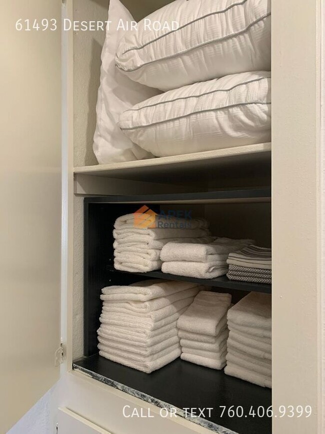 Building Photo - 61493 Desert Air Rd