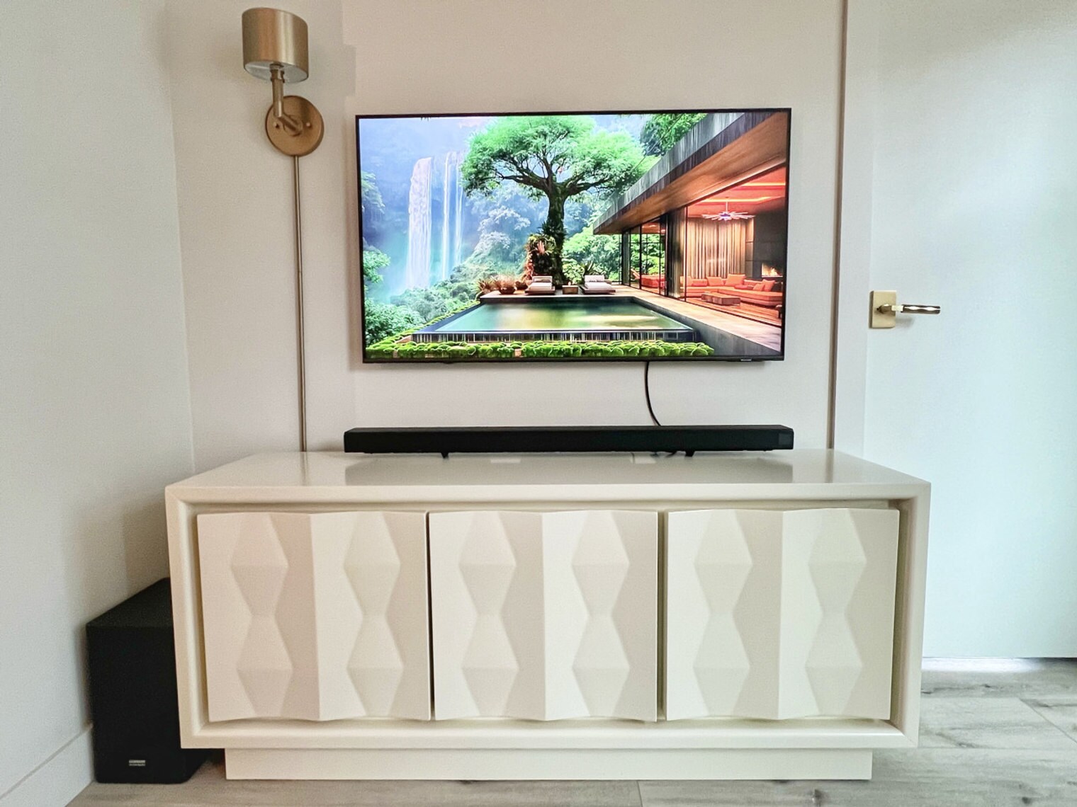 Building Photo - 425 W Beech St