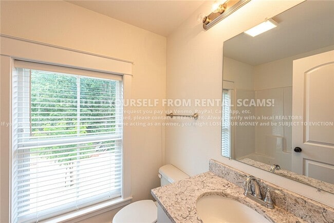 Building Photo - 1394 W Cleveland St