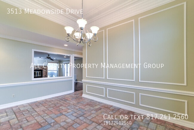 Building Photo - 3513 Meadowside Dr