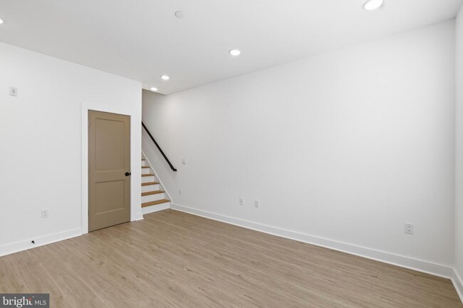 Building Photo - 4021 Brown St