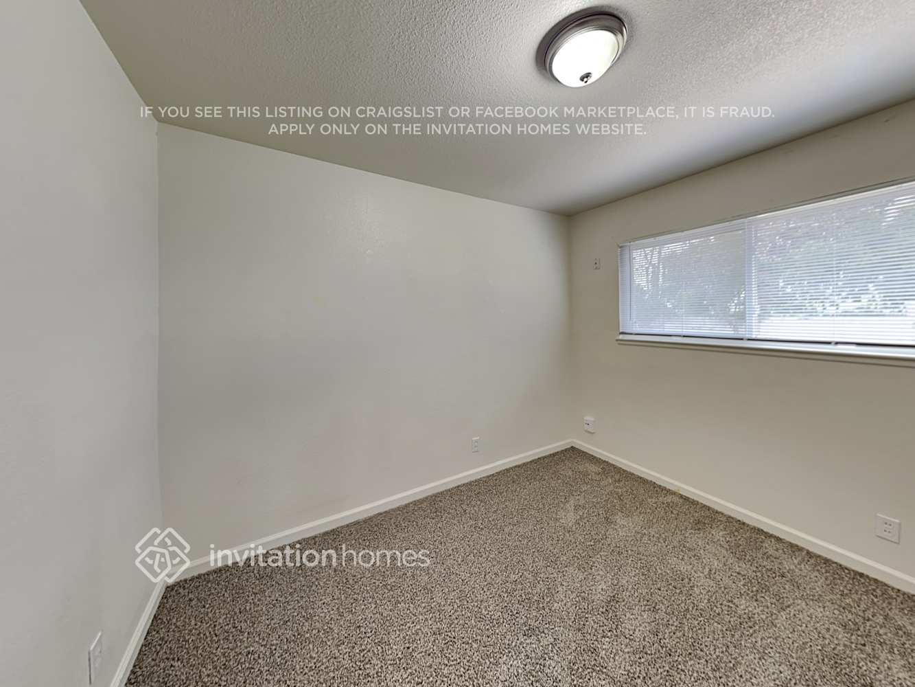Building Photo - 10813 Oakton Way