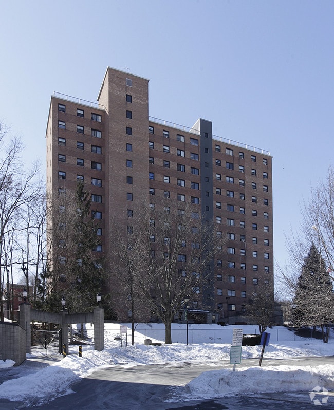 Building Photo - Lincoln Square Homes