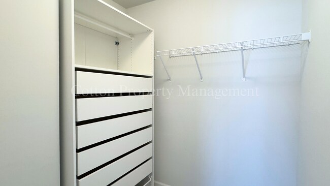 Building Photo - 3BR/2.5BA Townhome in Ogden - The Reserve at West Bay - $2,250/month - No Pets! MOVE IN SPEACIAL ...