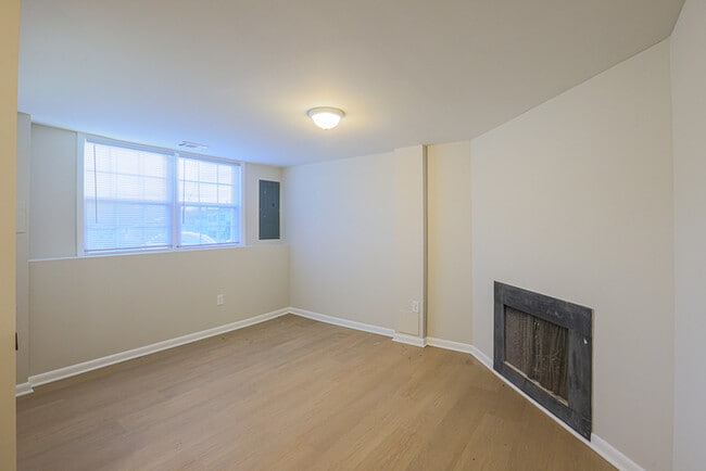 Building Photo - 3 Bedroom Rosedale MD