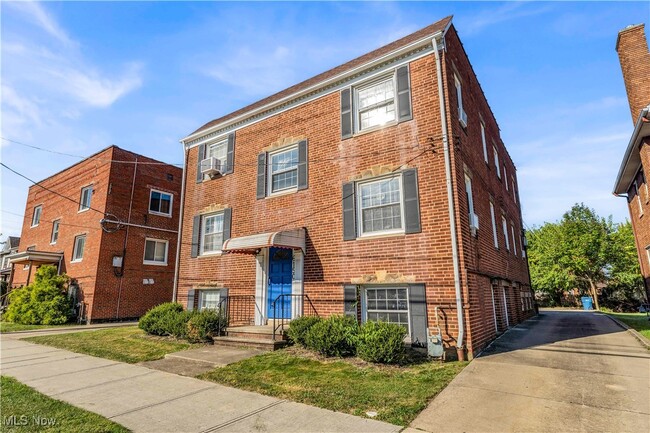 Building Photo - 6150 Ridge Rd