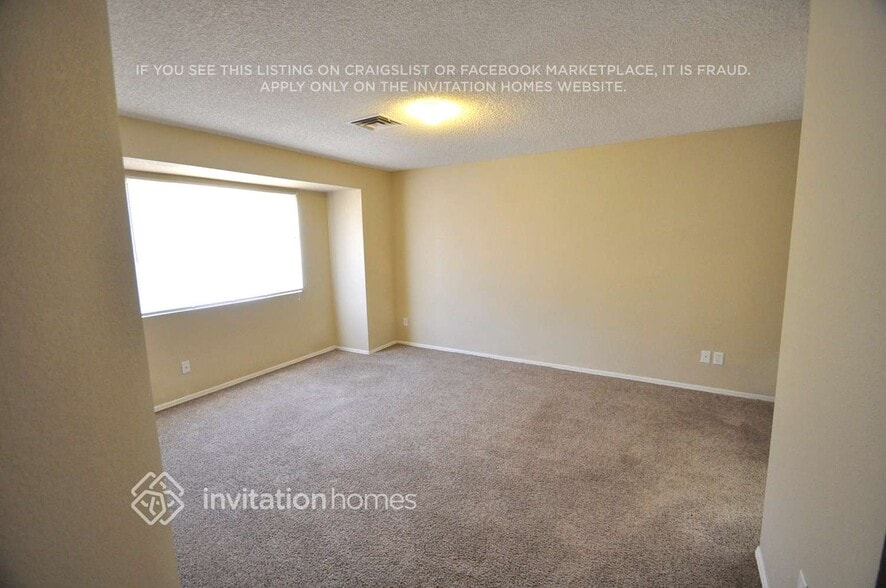 Building Photo - 801 W Piute Ave