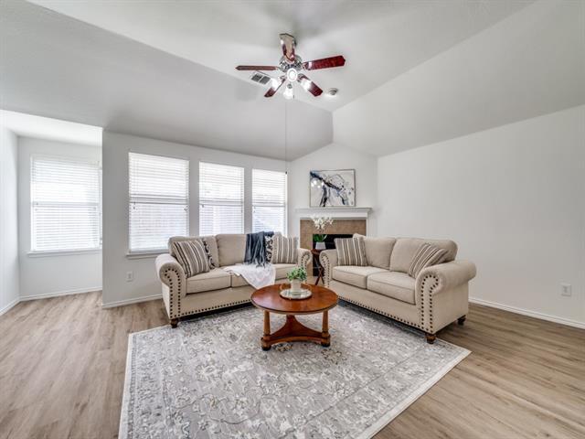 Building Photo - 3904 Coloma Dr