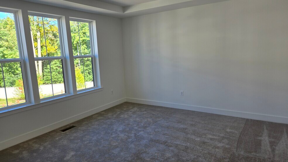 Building Photo - 7104 Donatello Dr