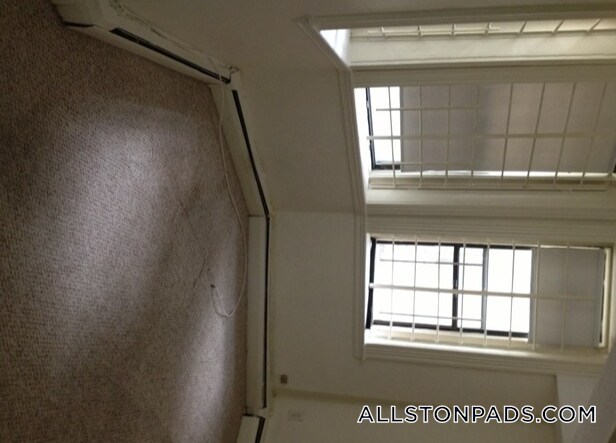 Building Photo - 1144 Commonwealth Ave