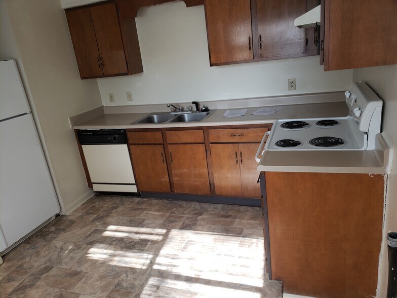 Building Photo - 50 5th St