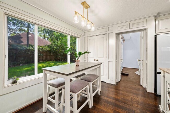 Building Photo - 202 W Greywing Cir