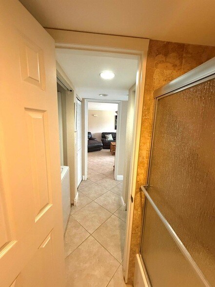 Building Photo - 2400 S Ocean Dr