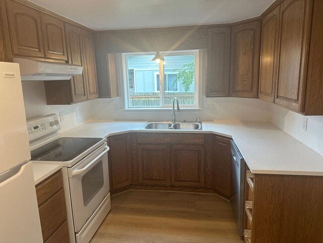 Building Photo - Mount Vernon 4 Bedroom