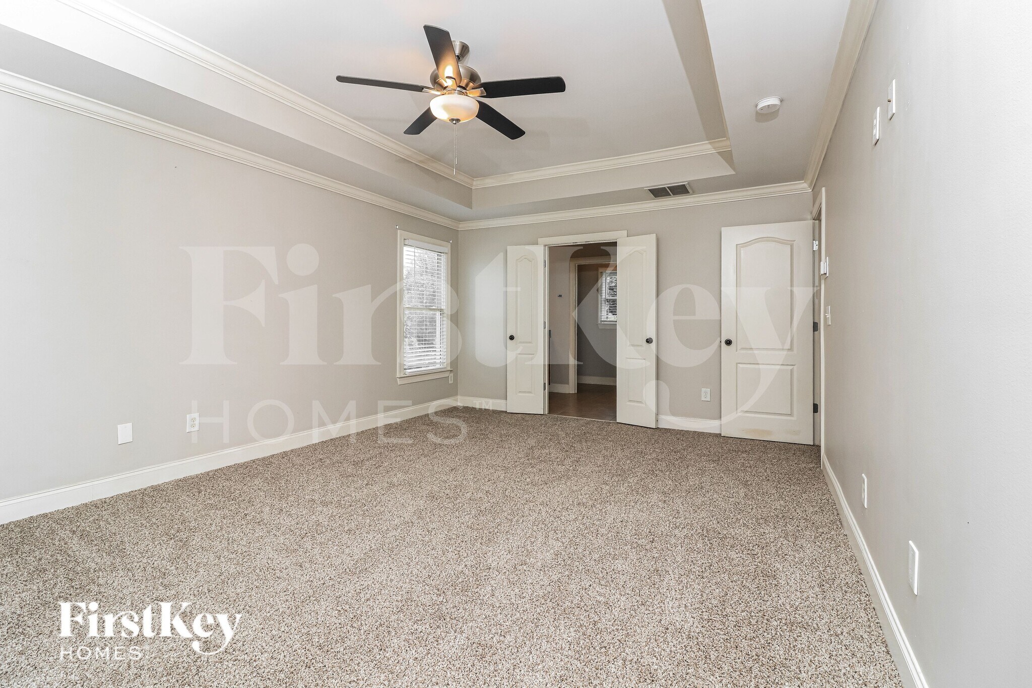Building Photo - 13 Creekview Dr