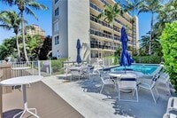 Building Photo - 101 N Birch Rd