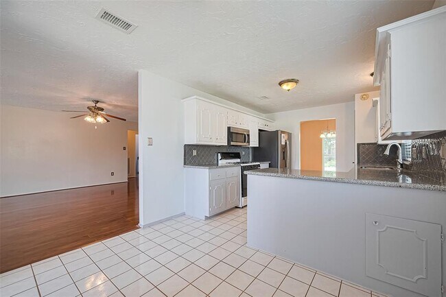 Building Photo - 3234 Mourning Dove Dr