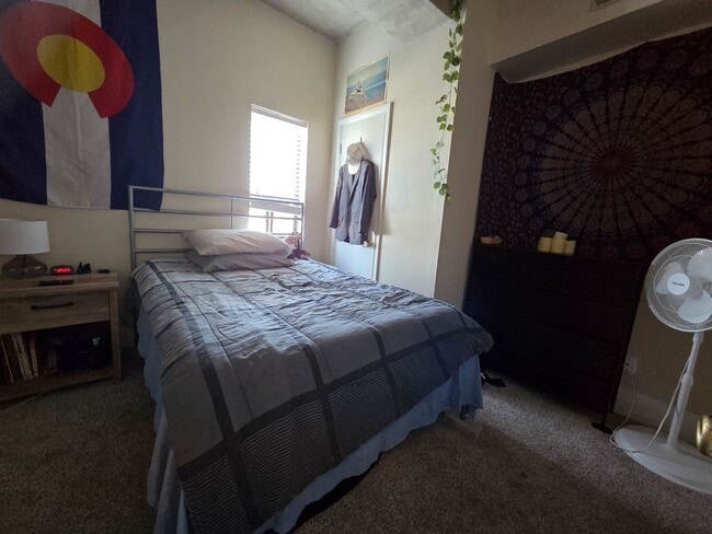 Building Photo - University Tower 2 BR