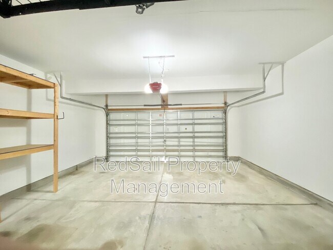 Building Photo - 642 Kelso Dr