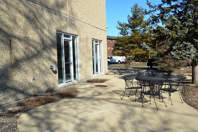 Exterior Patio - 1750 N Marywood Ave