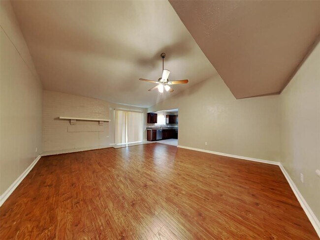 Building Photo - 7311 Thicket Trail Dr